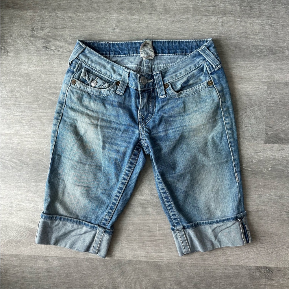 Vintage True Religion Made in USA Bermuda Jorts Size 27 -Y2K Big T Stitch